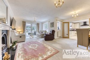 lounge- click for photo gallery